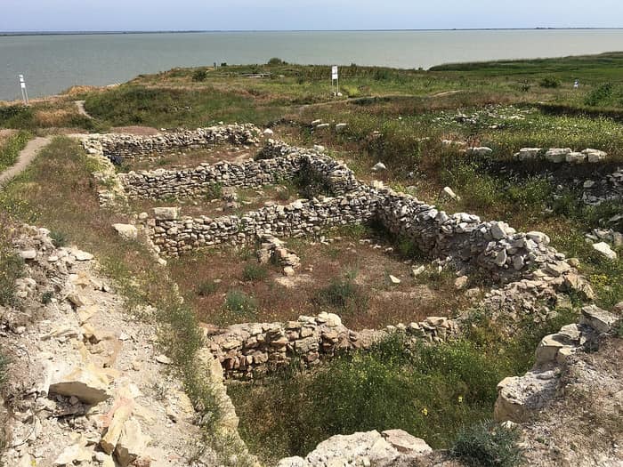 Construcții antice de la Argamum, a doua imagine