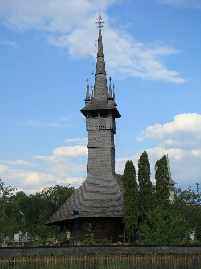 Holzkirche von Rogoz, weitere Ansicht