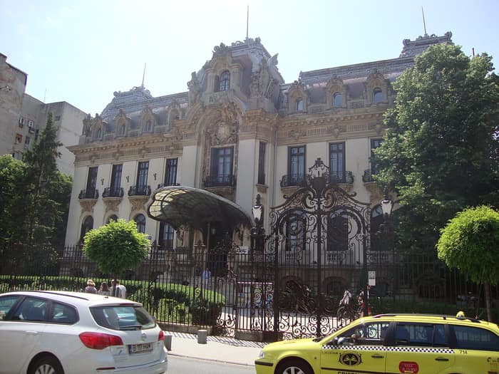 Cantacuzino Palace, monument view 5