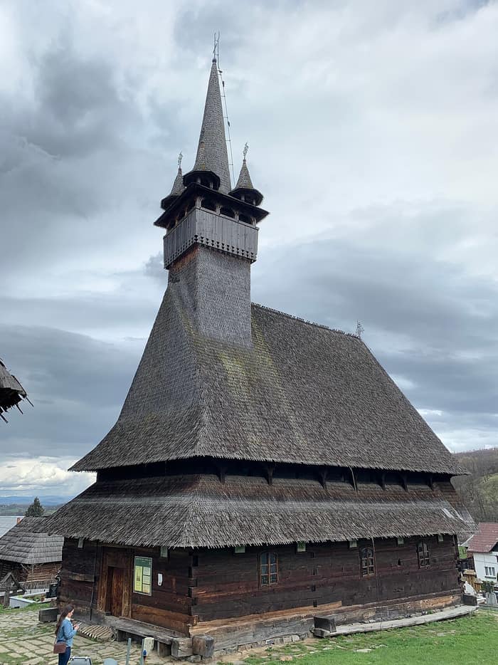 Die Holzkirche des heiligen Nikolaus in Budești Josani, 2023
