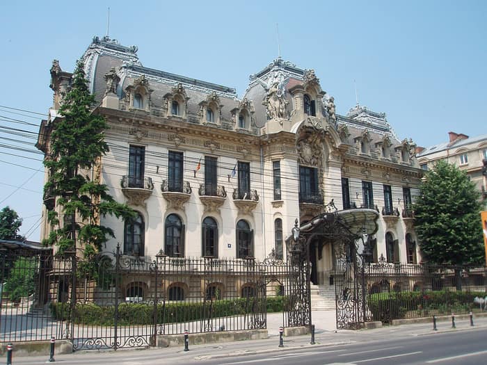 Il Palazzo Cantacuzino sulla Calea Victoriei a Bucarest, sede del museo George Enescu