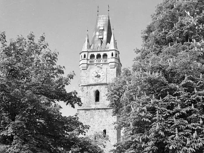 Alte Fotografie des Burgplatzes mit dem Stephansturm